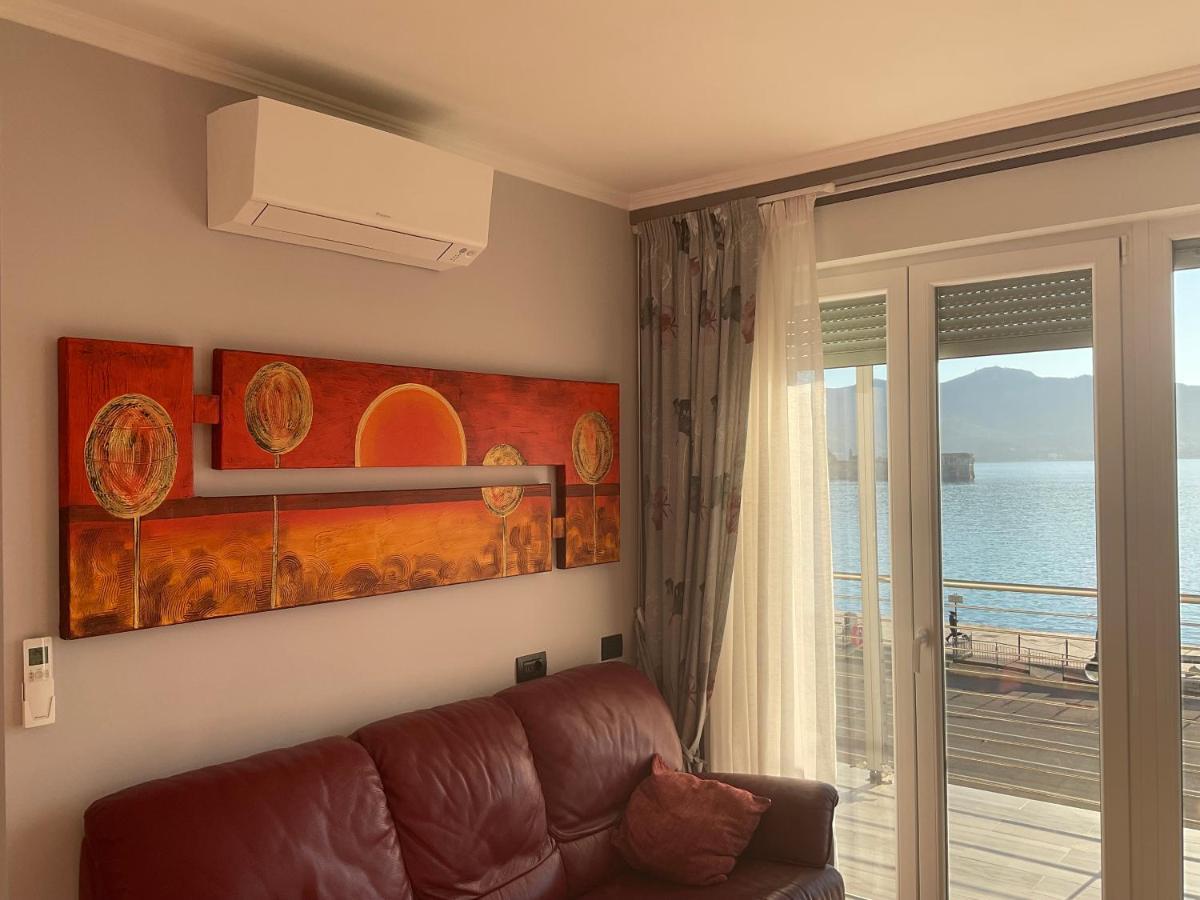 Appartamento Seafront Portoferraio Esterno foto