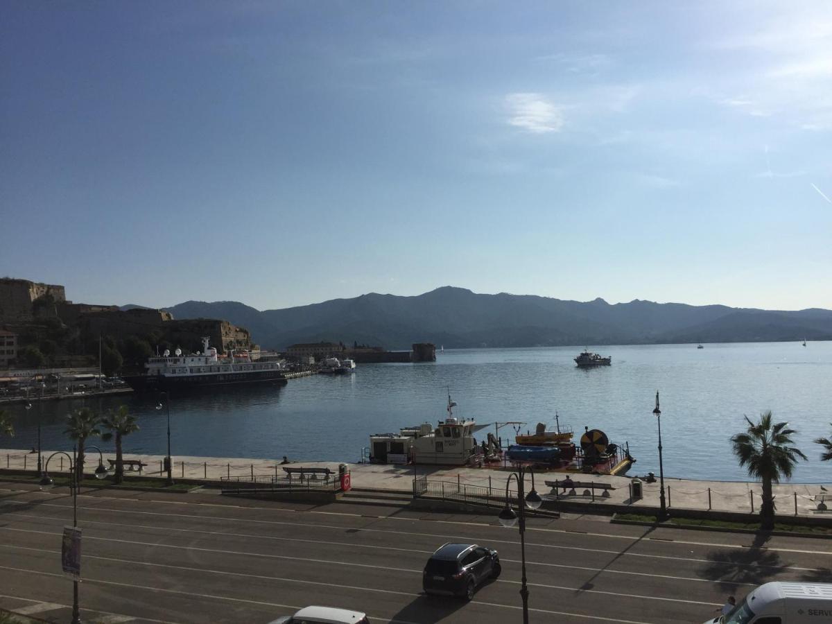Appartamento Seafront Portoferraio Esterno foto